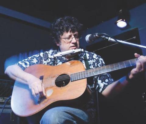 Image of featured musician, Steve Zarate.